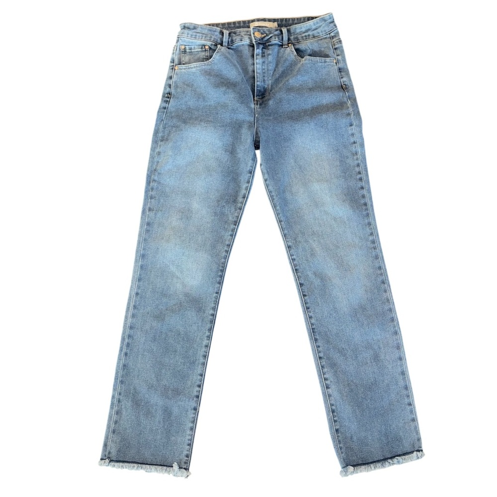 Tractr Light Blue Straight Leg Jeans With Raw Hem Like New Size 8/29